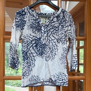 Caribbean Joe Navy and White Women's Top Medium